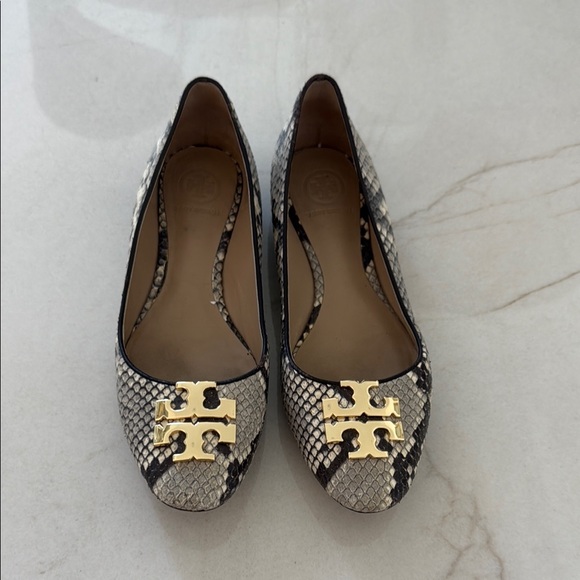 Tory Burch Shoes - Tory Burch Black and White Flats